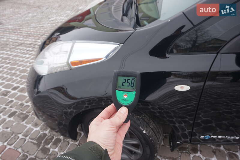 Хэтчбек Nissan Leaf 2013 в Самборе