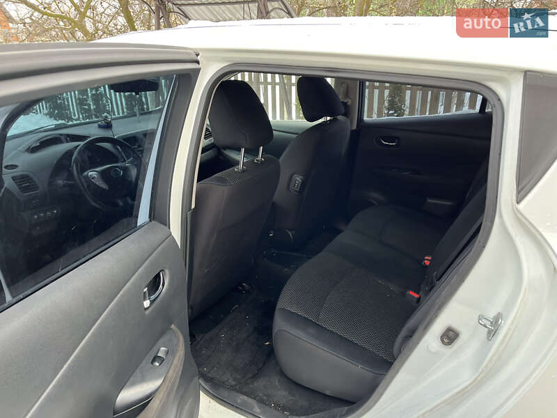 Хэтчбек Nissan Leaf 2014 в Ивано-Франковске