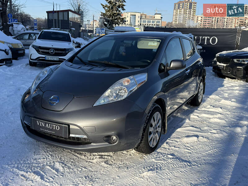Хэтчбек Nissan Leaf 2015 в Тернополе фото 3 Хэтчбек Nissan Leaf 2015 в Тернополе