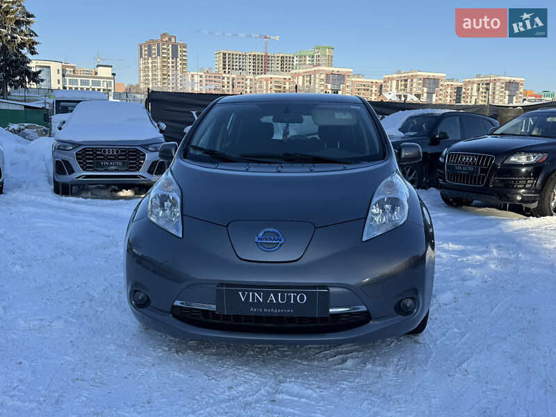 Хэтчбек Nissan Leaf 2015 в Тернополе фото 5 Хэтчбек Nissan Leaf 2015 в Тернополе
