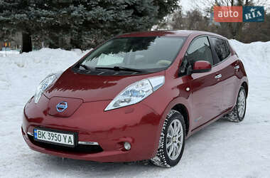 Хэтчбек Nissan Leaf 2012 в Ровно