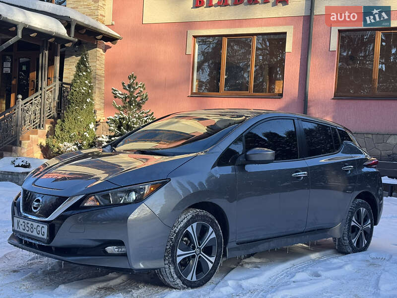Хетчбек Nissan Leaf 2020 в Тернополі