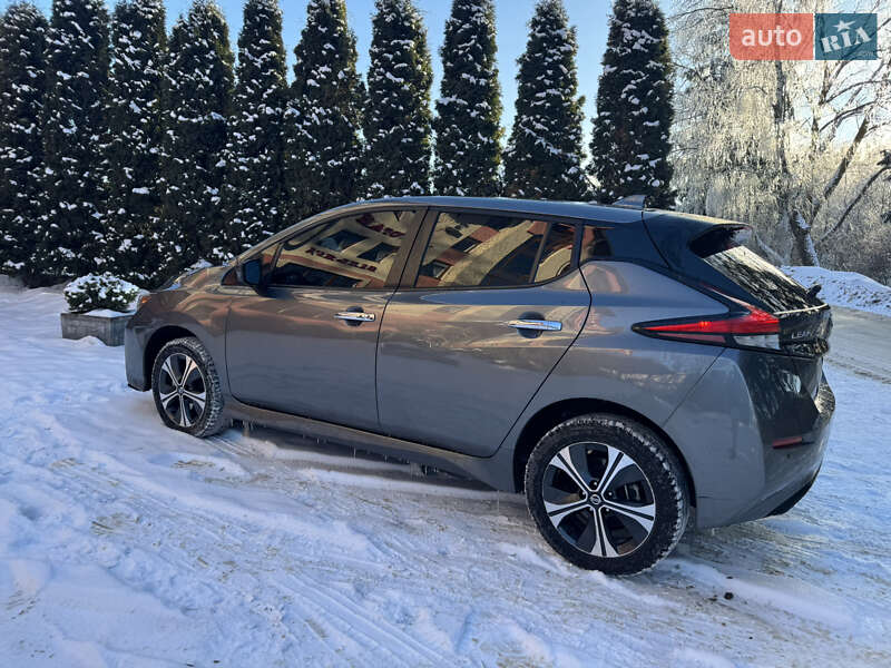 Хетчбек Nissan Leaf 2020 в Тернополі