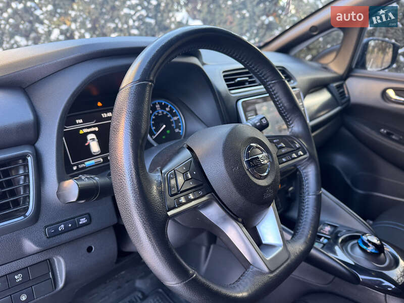 Хетчбек Nissan Leaf 2020 в Тернополі