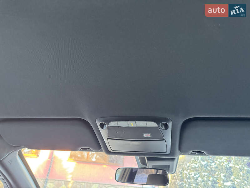 Хетчбек Nissan Leaf 2020 в Тернополі