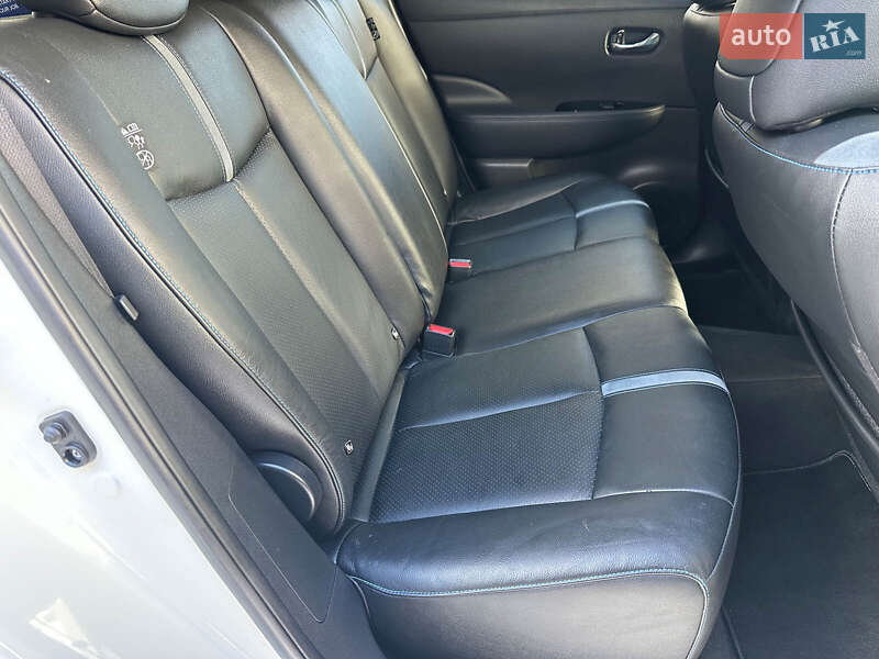 Хетчбек Nissan Leaf 2018 в Одесі