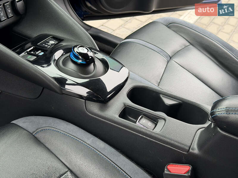 Хэтчбек Nissan Leaf 2018 в Одессе фото 41 Хэтчбек Nissan Leaf 2018 в Одессе