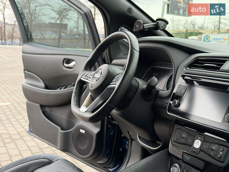 Хэтчбек Nissan Leaf 2018 в Одессе фото 56 Хэтчбек Nissan Leaf 2018 в Одессе