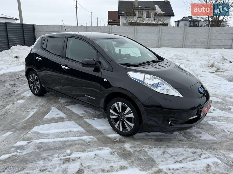 Хетчбек Nissan Leaf 2017 в Рівному