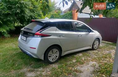 Хэтчбек Nissan Leaf 2022 в Киеве