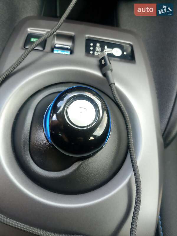 Хэтчбек Nissan Leaf 2022 в Киеве фото 15 Хэтчбек Nissan Leaf 2022 в Киеве