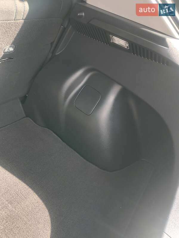 Хэтчбек Nissan Leaf 2022 в Киеве фото 17 Хэтчбек Nissan Leaf 2022 в Киеве