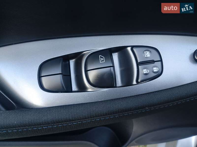 Хэтчбек Nissan Leaf 2022 в Киеве фото 20 Хэтчбек Nissan Leaf 2022 в Киеве