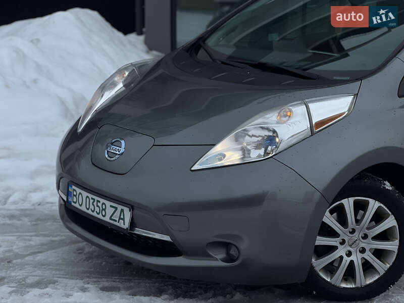 Хэтчбек Nissan Leaf 2014 в Тернополе