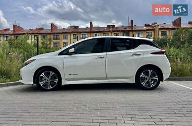Хэтчбек Nissan Leaf 2019 в Львове