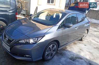Хетчбек Nissan Leaf 2018 в Львові