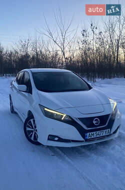 Хэтчбек Nissan Leaf 2018 в Коростышеве