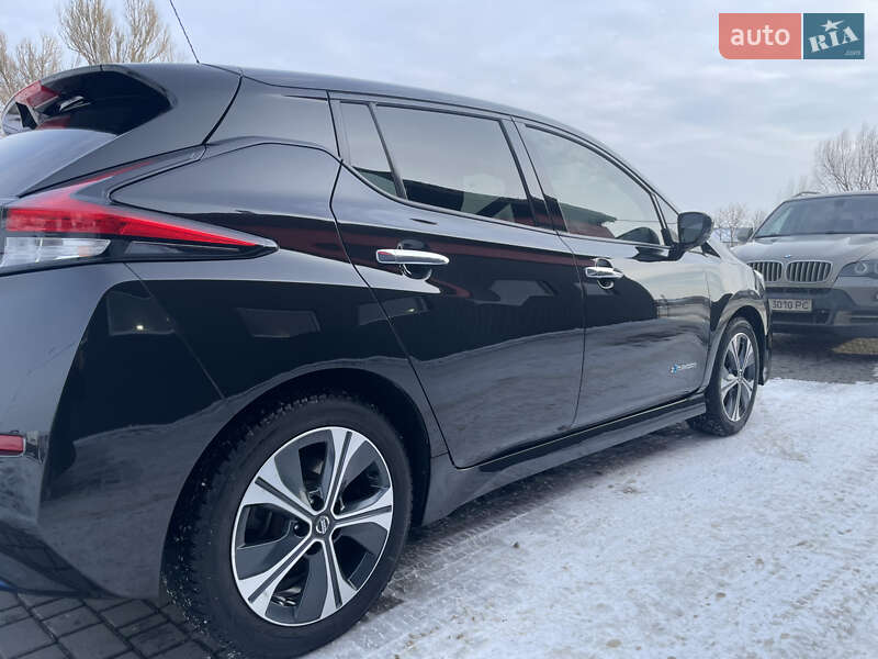 Хетчбек Nissan Leaf 2020 в Львові