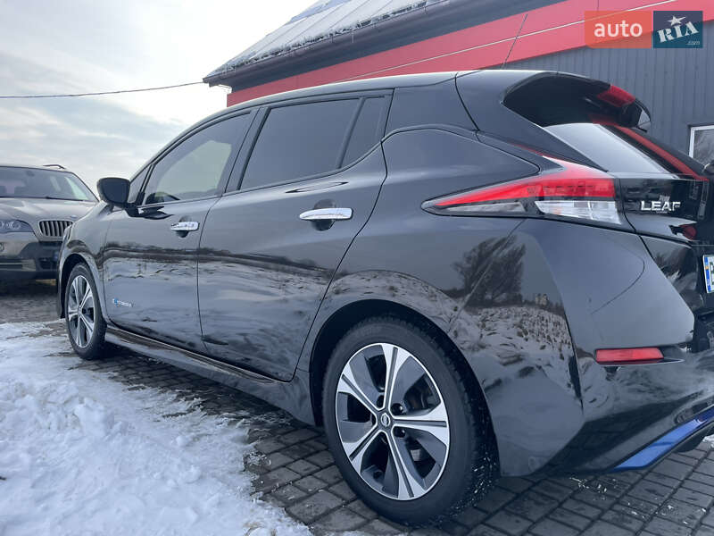 Хетчбек Nissan Leaf 2020 в Львові
