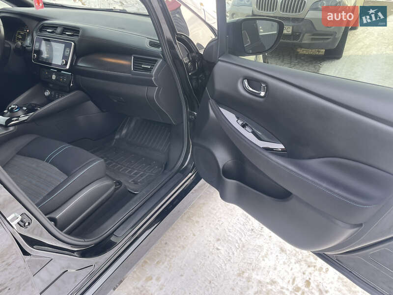 Хетчбек Nissan Leaf 2020 в Львові