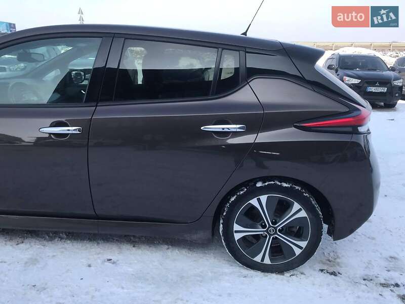 Хэтчбек Nissan Leaf 2018 в Львове фото 7 Хэтчбек Nissan Leaf 2018 в Львове