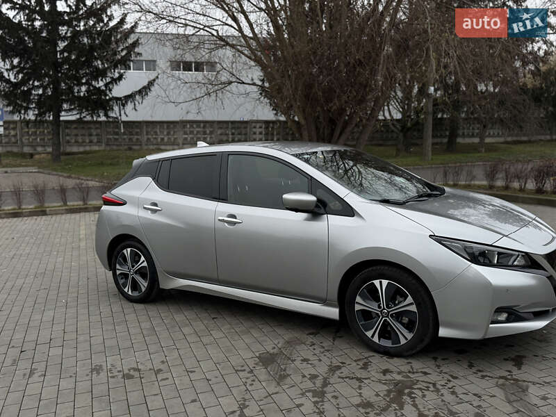 Хэтчбек Nissan Leaf 2022 в Луцке фото 12 Хэтчбек Nissan Leaf 2022 в Луцке