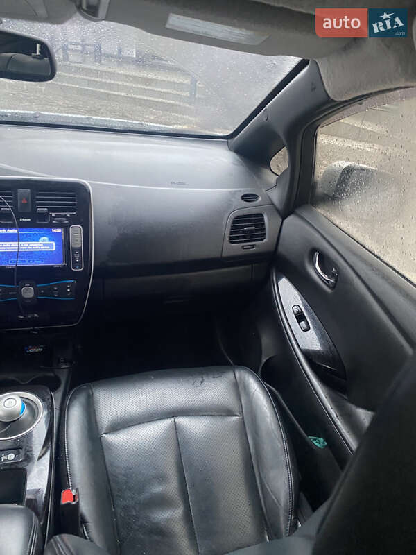 Хэтчбек Nissan Leaf 2013 в Одессе фото 15 Хэтчбек Nissan Leaf 2013 в Одессе