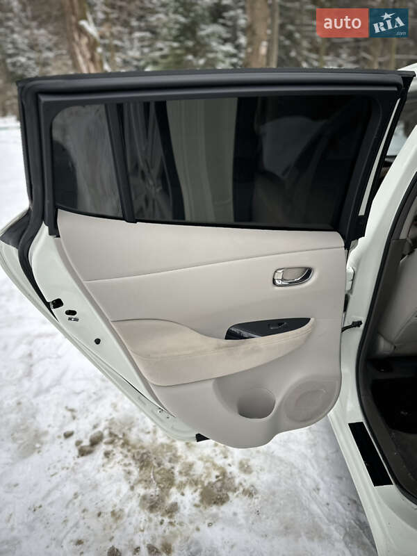 Хетчбек Nissan Leaf 2011 в Трускавці