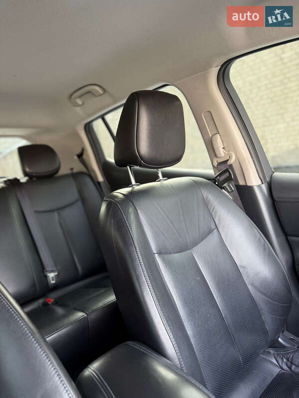 Хэтчбек Nissan Leaf 2014 в Львове фото 5 Хэтчбек Nissan Leaf 2014 в Львове