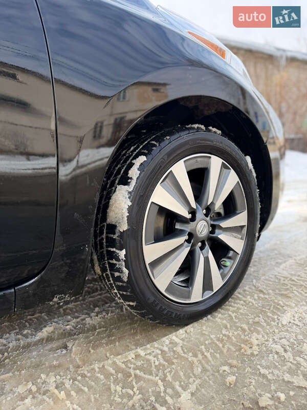Хэтчбек Nissan Leaf 2014 в Львове фото 44 Хэтчбек Nissan Leaf 2014 в Львове