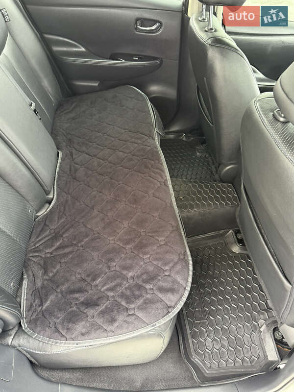 Хэтчбек Nissan Leaf 2015 в Бережанах фото 23 Хэтчбек Nissan Leaf 2015 в Бережанах