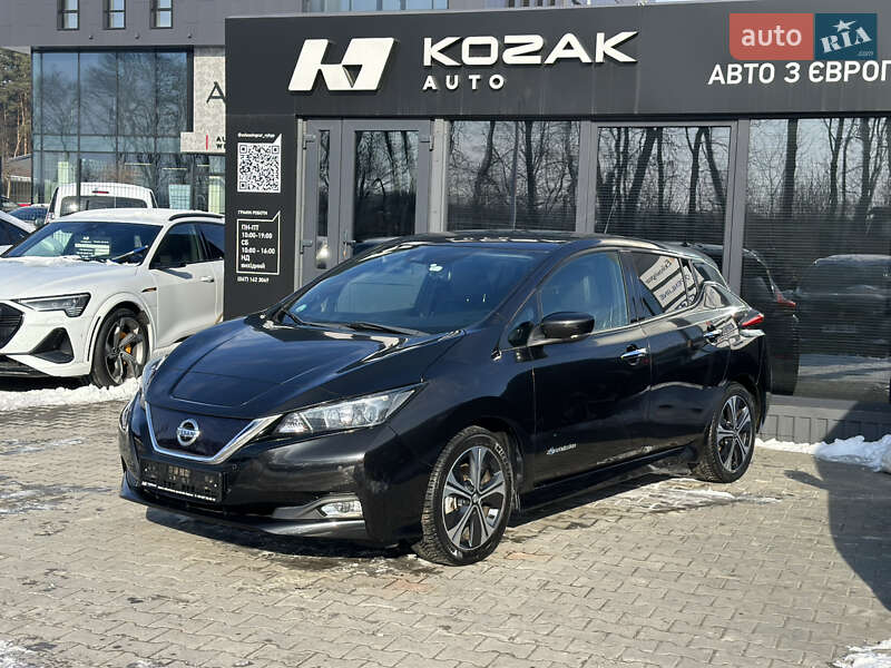 Хэтчбек Nissan Leaf 2018 в Львове