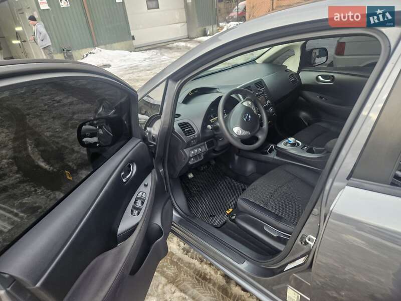 Хэтчбек Nissan Leaf 2016 в Ивано-Франковске фото 16 Хэтчбек Nissan Leaf 2016 в Ивано-Франковске