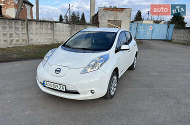 Хэтчбек Nissan Leaf 2015 в Ужгороде