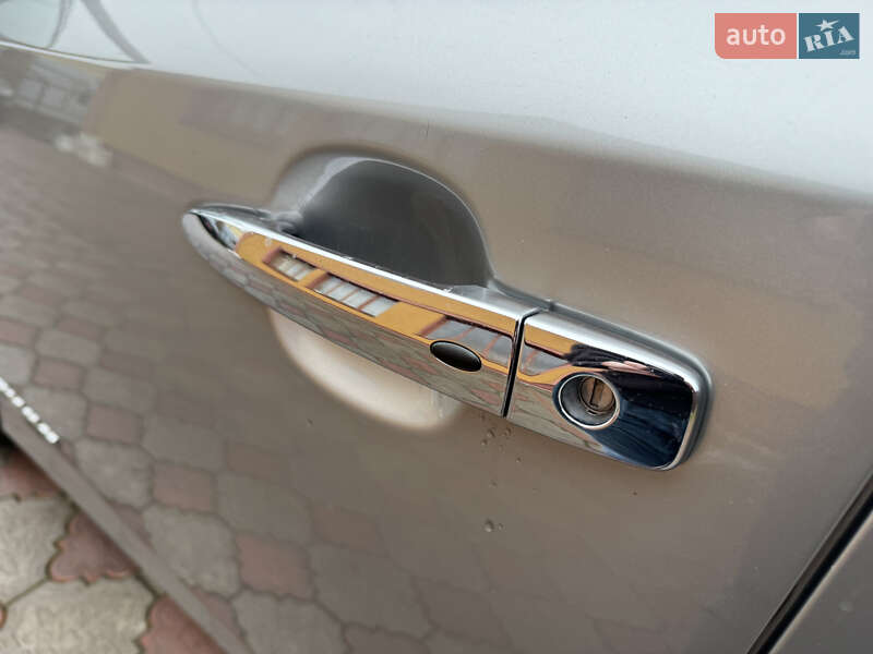 Хэтчбек Nissan Leaf 2019 в Ровно