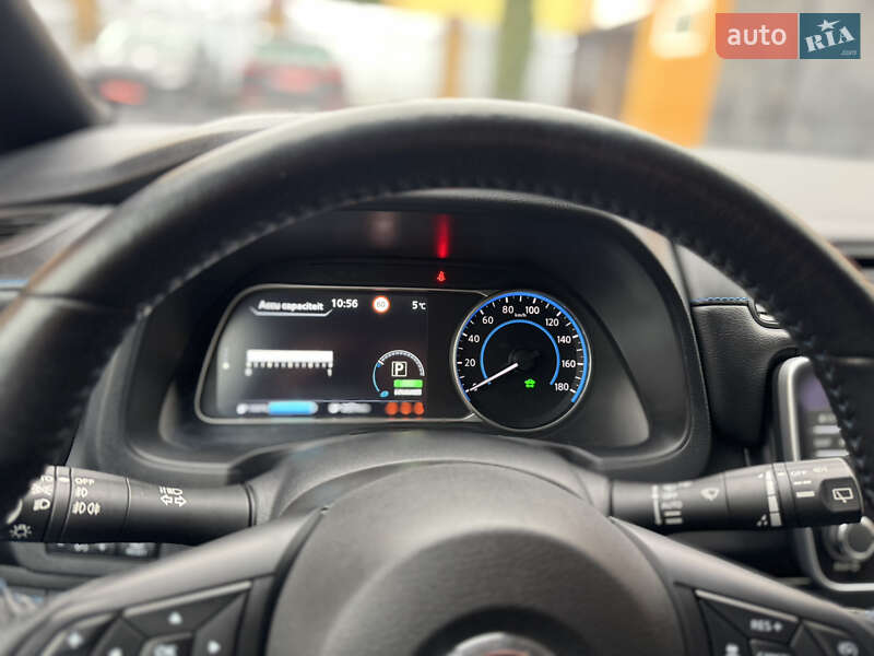 Хэтчбек Nissan Leaf 2019 в Ровно