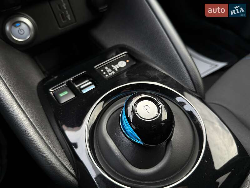 Хэтчбек Nissan Leaf 2020 в Дрогобыче