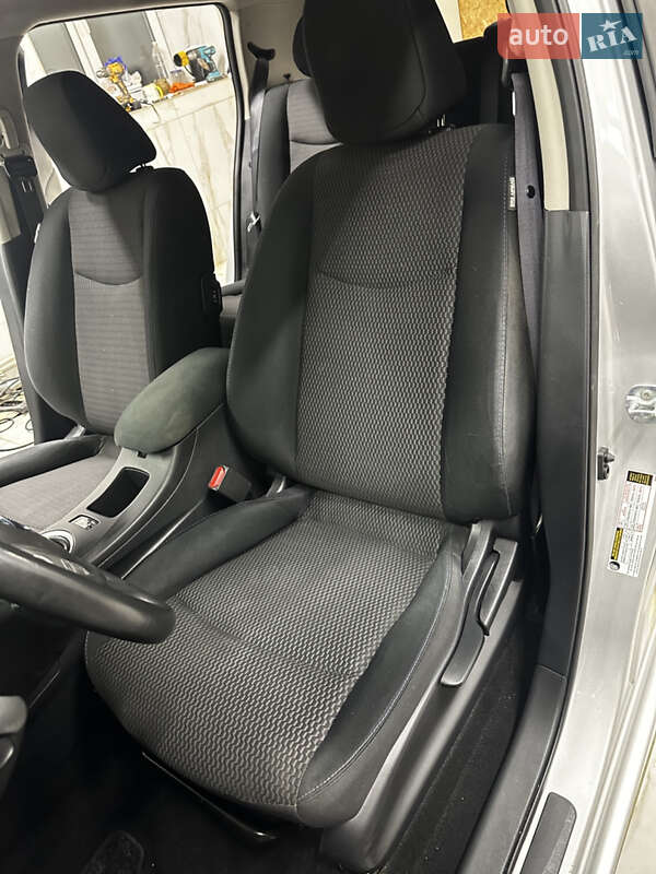 Хэтчбек Nissan Leaf 2014 в Житомире