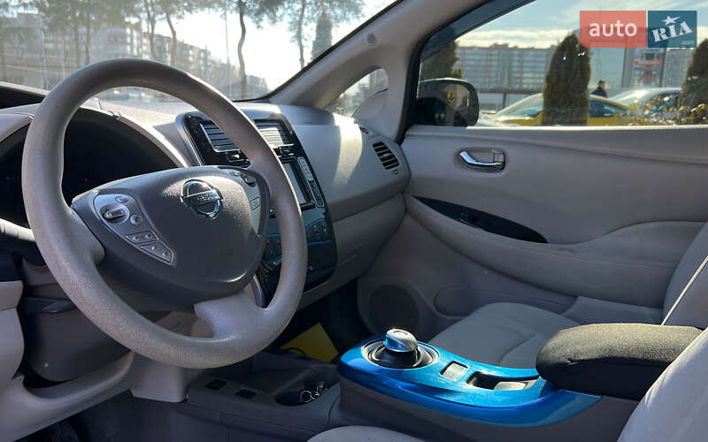 Хэтчбек Nissan Leaf 2011 в Львове фото 10 Хэтчбек Nissan Leaf 2011 в Львове
