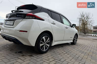 Хетчбек Nissan Leaf 2019 в Одесі