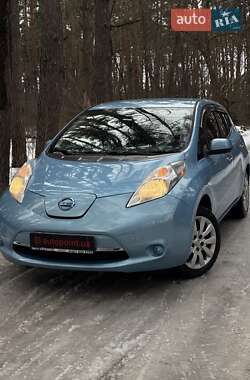 Хэтчбек Nissan Leaf 2015 в Белогородке