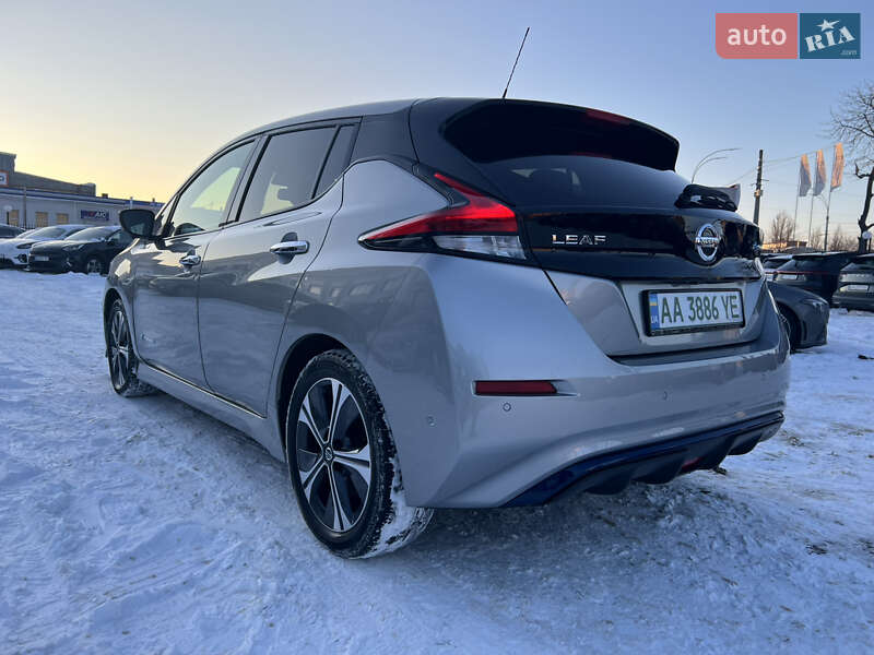 Хетчбек Nissan Leaf 2018 в Києві