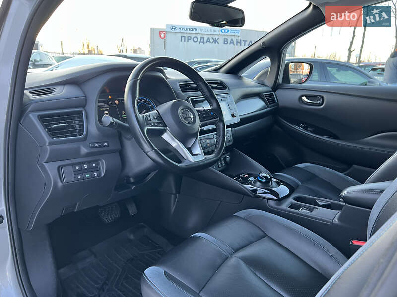 Хетчбек Nissan Leaf 2018 в Києві