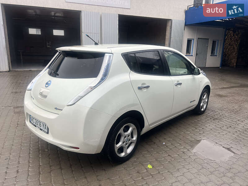 Хэтчбек Nissan Leaf 2012 в Кременце фото 3 Хэтчбек Nissan Leaf 2012 в Кременце