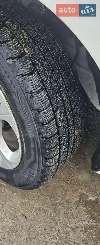 Хетчбек Nissan Leaf 2016 в Чернівцях