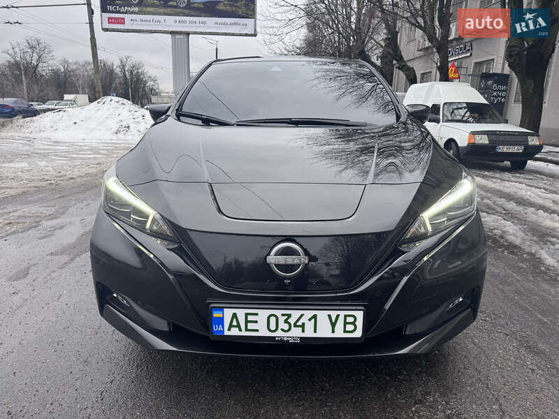 Хэтчбек Nissan Leaf 2022 в Днепре фото 2 Хэтчбек Nissan Leaf 2022 в Днепре