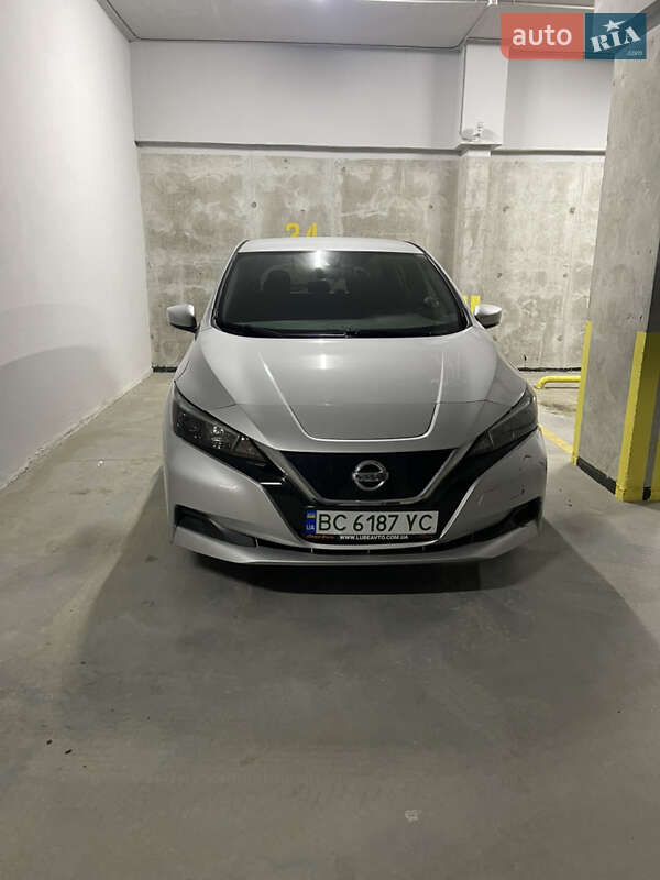 Хэтчбек Nissan Leaf 2020 в Львове фото 2 Хэтчбек Nissan Leaf 2020 в Львове