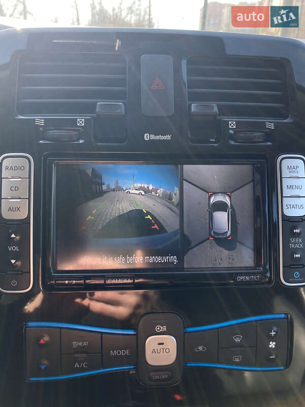 Хэтчбек Nissan Leaf 2016 в Ивано-Франковске