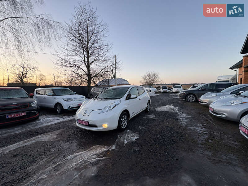 Хэтчбек Nissan Leaf 2013 в Луцке фото 10 Хэтчбек Nissan Leaf 2013 в Луцке