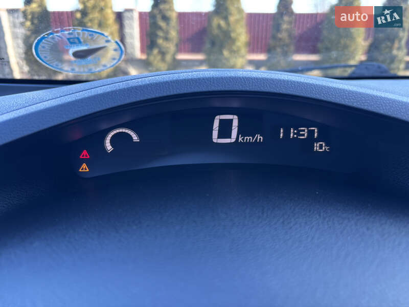 Хэтчбек Nissan Leaf 2014 в Стрые